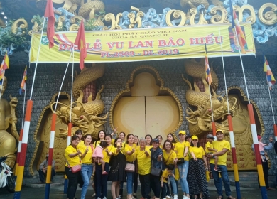 Trao tặng yêu thương tại chùa Kỳ Quang II( Gò Vấp)
