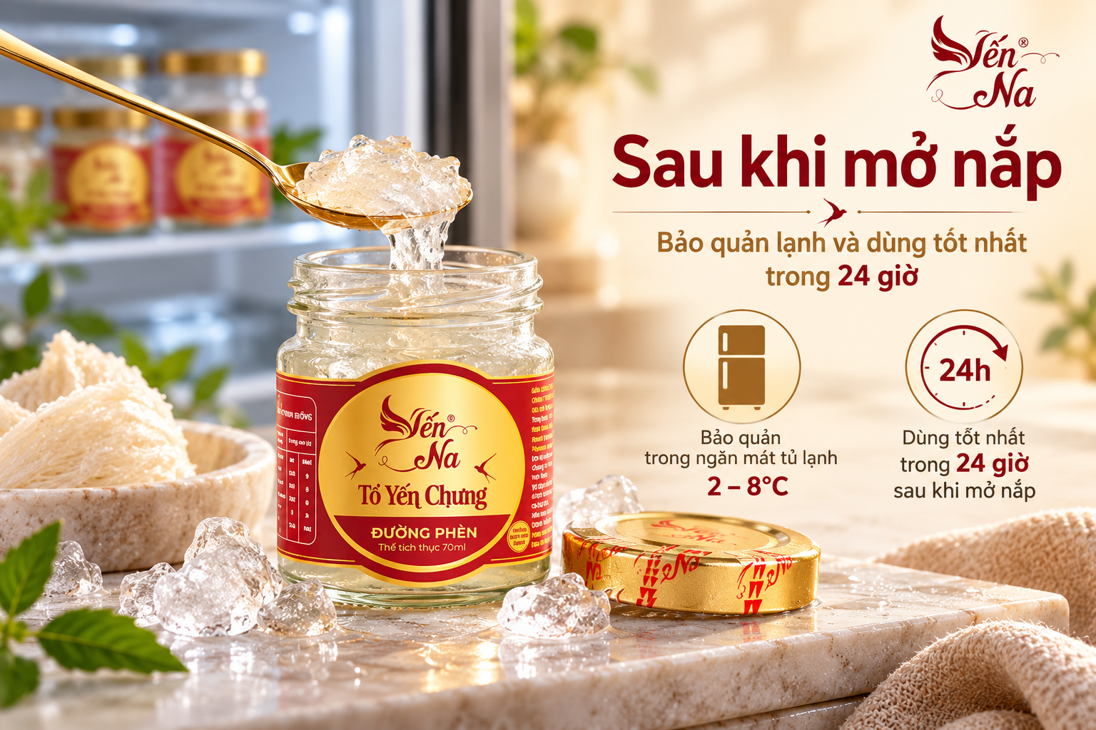 Hũ yến chưng Yến Na đã mở nắp và muỗng sạch trên bàn trước khi bảo quản lạnh